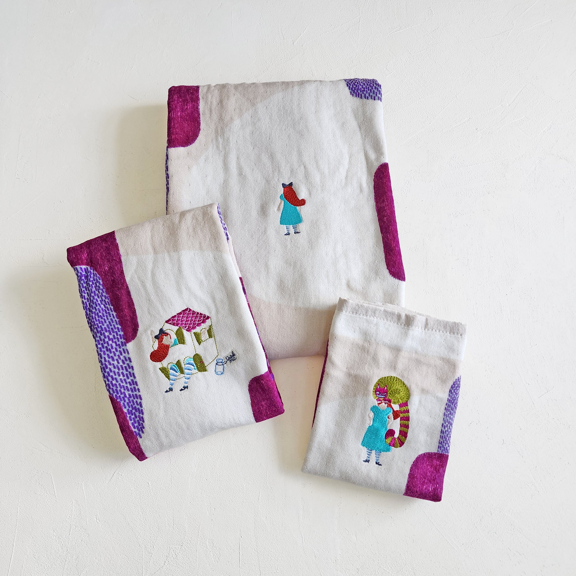 不思議の国のアリス – 八本足のオオカミ