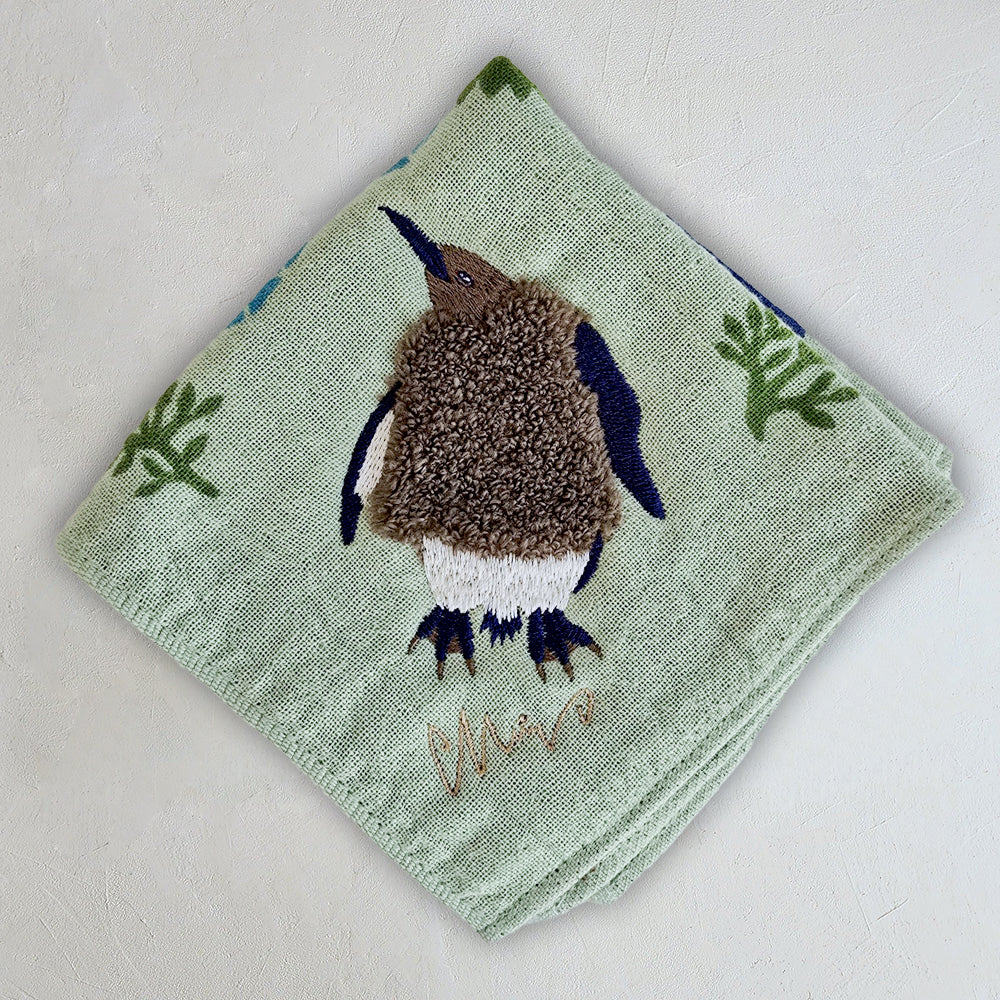 モコモコドウブツハンカチ/お着替えヒナペンギン